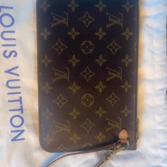 Authentic Lv neverfull wristlet! - Picture 13 of 13
